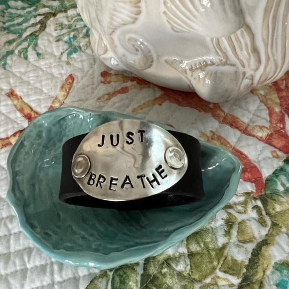 Handcrafted Silver and Leather Bracelet - Picture 2 of 5